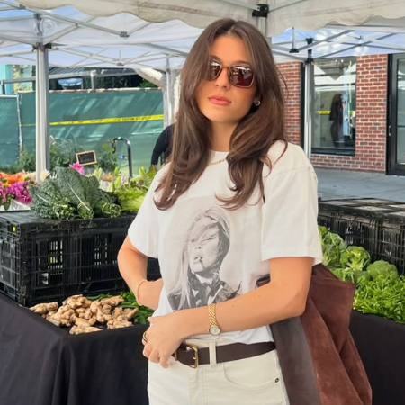 Alex DeLena has built a massive following on Instagram, where she shares stunning lifestyle content. 